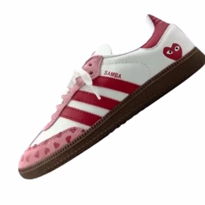 Comme des Garcons Play x adidas Samba